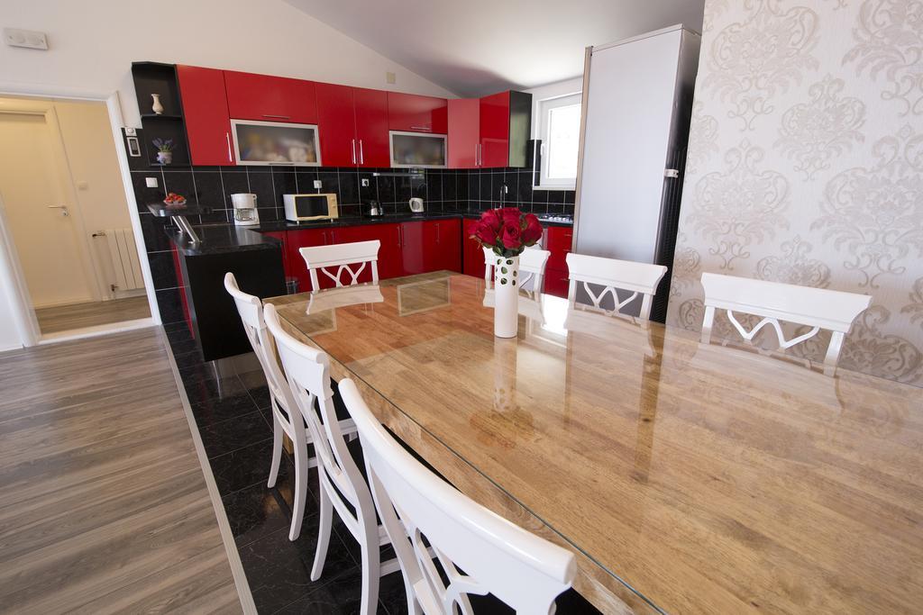 Villa Petra Apartment With Private Pool 마카르스카 외부 사진